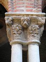 Toulouse, Eglise des Jacobins, Chapiteau, Tete de monstre